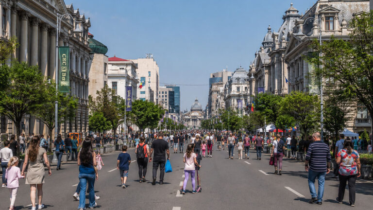 Centrul Bucureștiului devine pietonal. Program special de Ziua Copilului, în weekend Centrul Bucurestiului devine pietonal Program special de Ziua Copilului in weekend